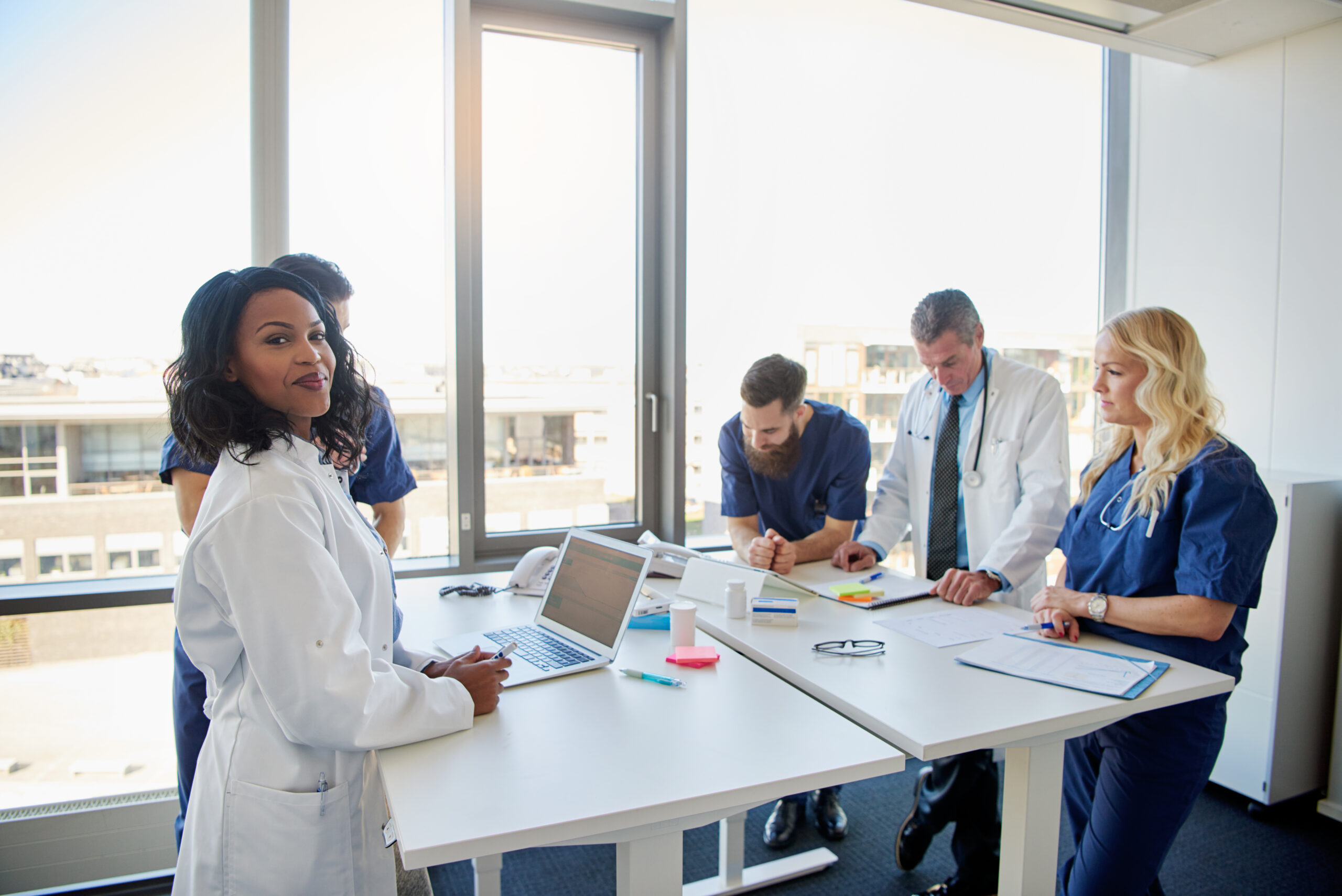 The meeting with doctors in the clinic