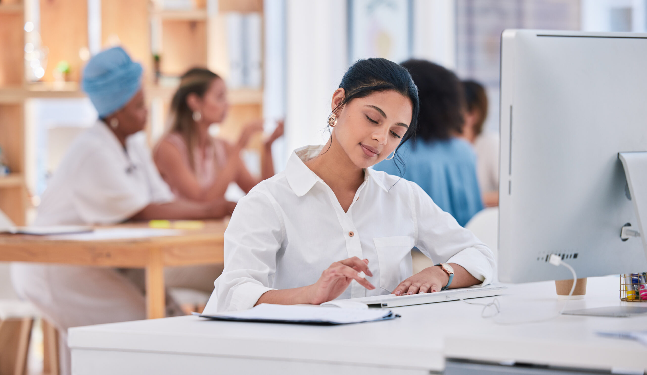 digital-marketing-website-and-social-media-woman-2025-04-06-08-23-13-utc